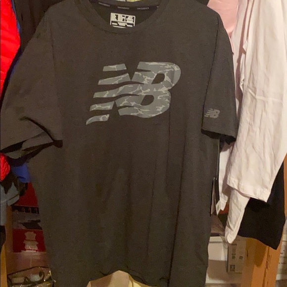 New Balance HeatherTech Men’s SS Tee sz 2XL NWT
